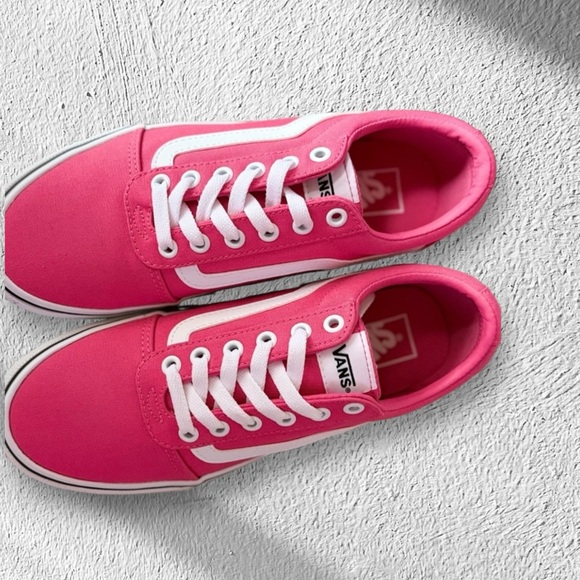 VANS Sneakers NEW Old Skool Low Canvas Pink White Women’s Size 7.5 - Picture 3 of 9